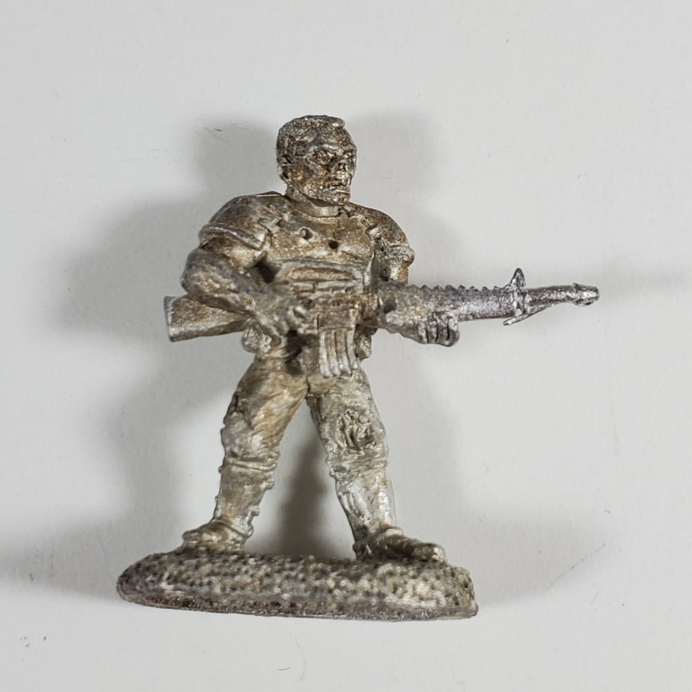 Reaper Miniatures Doom Zombie Marine Autorifle Pewter Metal Figure 1996 ID USA